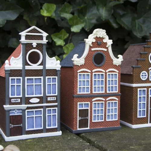 Folyómenti ház kinézetű polyresin madárház, 3 féle, csomag, 6 db