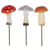 Leszúrható gomba polyresin szobor, dekoráció, 3 féle, csomag,  24 db