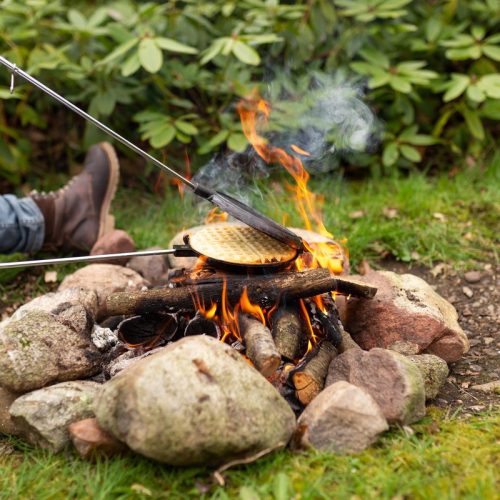 Öntöttvas gofrisütő serpenyő, fa nyéllel, 82 cm, csomag, 4 db