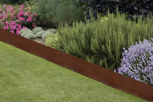 Leszúrható corten acél ágyásszegély, gyepszegély, 100 x 35 cm, csomag, 12 db