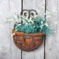 Virágtartók, virágalátétek